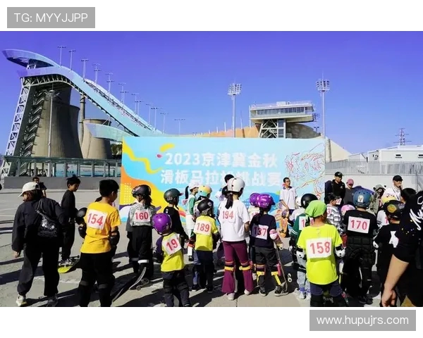 城市马拉松精彩回顾北京滑板队默契配合展现团队精神与竞技魅力