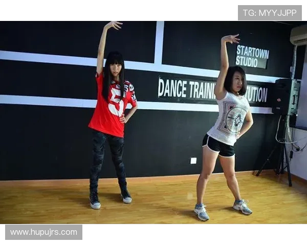 李娜的街舞人生：从热爱到梦想的深度对话与心路历程探索